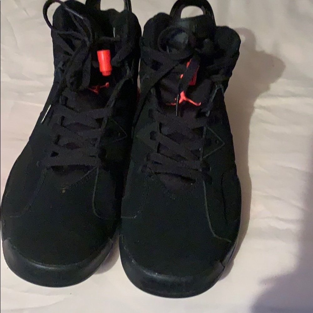 Jordan 6 retro black infrared (2019)
